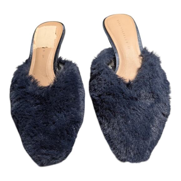 Zara Navy Blue Faux Fur Fuzzy Fluffy Kitten Heel Pointed Toe Mules Sz 37 6.5 - Picture 2 of 7